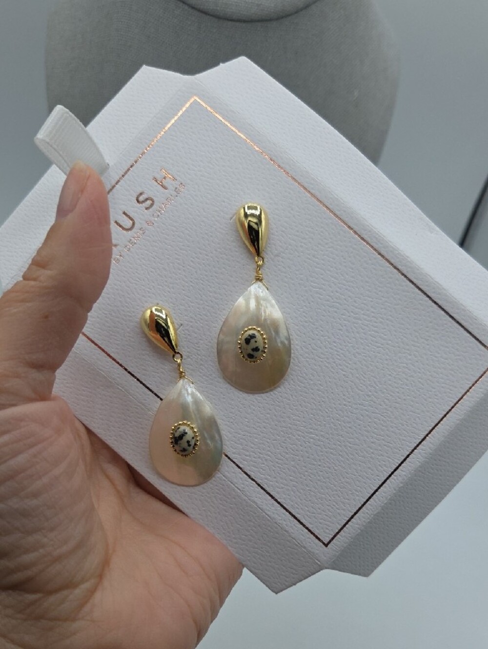 5 for $25! RUSH by Denis & Charles Gold Tone Cream Teardrop Shell Earrings - Picture 3 of 5